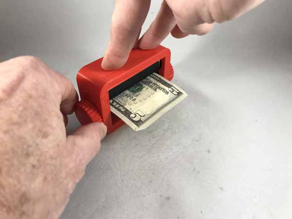 ماشین پول چاپ کن